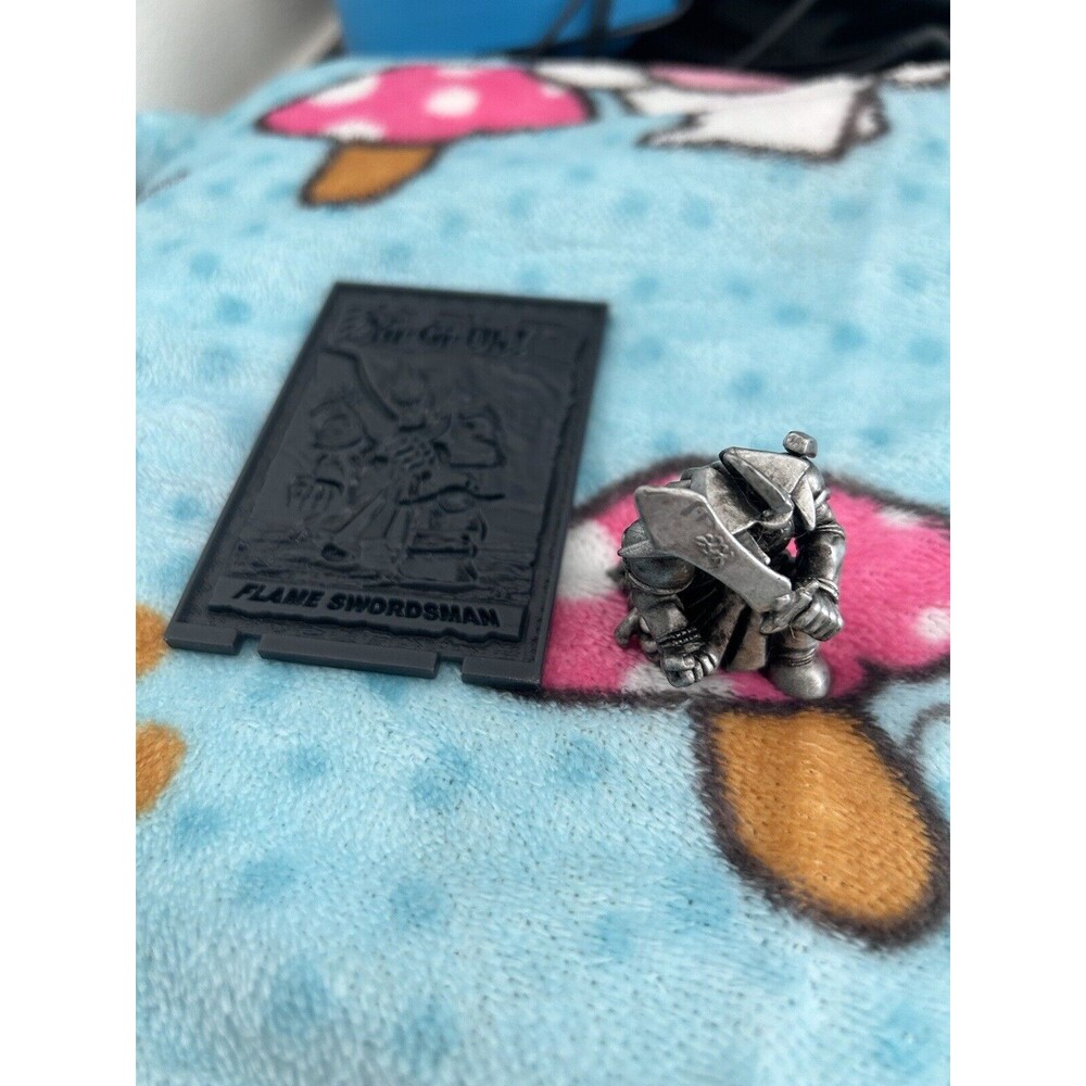 Yu-Gi-Oh! - Mini Figures - Flame Swordsman W/ HOLO Tile Card